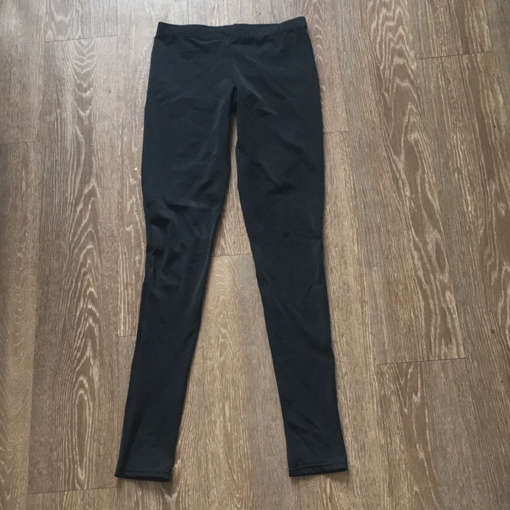 black leggings